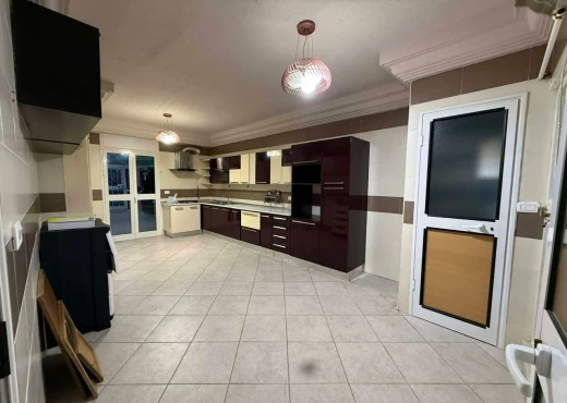 maison à À Louer à BEN AROUS - etage de villa