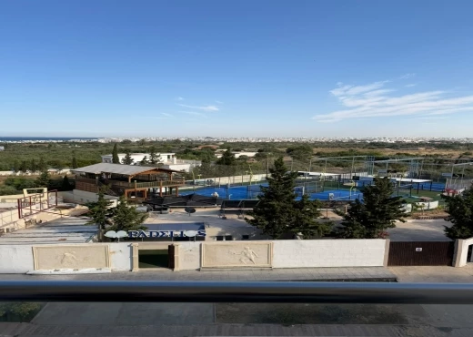 Appartement à À Vendre à SOUSSE - Appartement S+2 Elégant Avec Parking En Vente à Kantaoui, Sousse