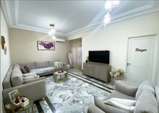 Appartement à À Vendre à SFAX - 𝗩𝗲𝗻𝘁𝗲 𝘀+𝟮 𝗮𝘃𝗲𝗰 𝗷𝗮𝗿𝗱𝗶𝗻