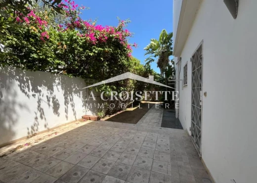 villa à À Louer à TUNIS - Villa s3 avec jardin au Lac2