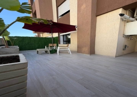 Appartement à À Louer à ARIANA - A louer grand S+1 jamais habité