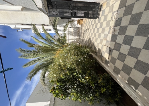 📍CITE ENNASER 1  : REZ- DE- CHAUS