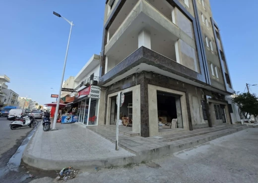 local commercial à À Louer à NABEUL - Local Commercial 100 m² (2 × 50 m²) à Oued Souhi