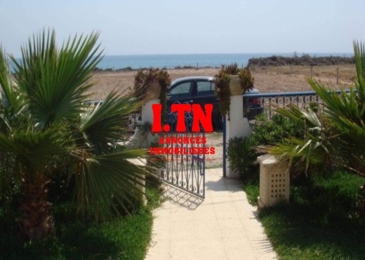 charmante villa a plage kerkouane