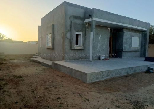 A Vendre VILLA S+3 à djerba