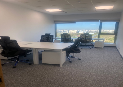 Un bureau au design remarquable pour 5 personnes à Tunis, Le Golfe de Tunis