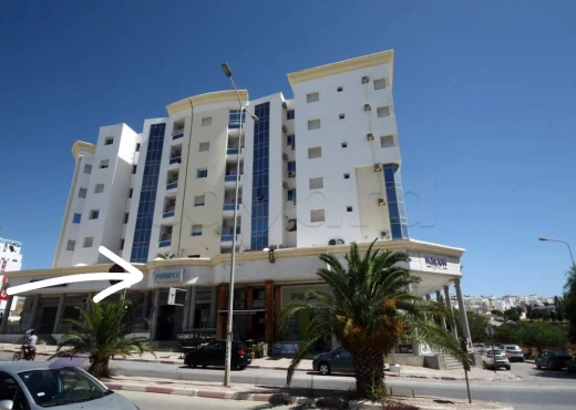 Appartement à À Vendre à ARIANA - Apt S+2 habitation/bureau Ennasr2