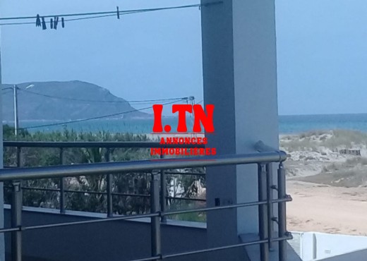 villa pieds dans l'eau a kelibia