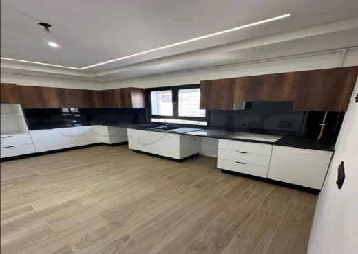 maison à À Vendre à SOUSSE - A vendre villa plus étage