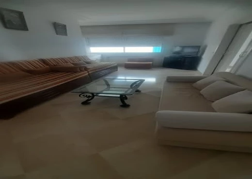 Appartement à À Vendre à ARIANA - la vente d'un S+3 titré HS