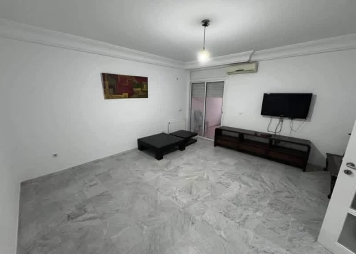 Appartement à À Louer à ARIANA - 📍 ENNASR 2 : APPARTEMENT S+2 À LOUER