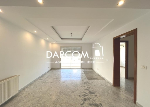 bel appartement s+2 J.de Carthage