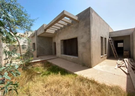 villa à À Vendre à SFAX - 𝐕𝐞𝐧𝐭𝐞 𝐕𝐢𝐥𝐥𝐚 𝐢𝐧𝐚𝐜𝐡𝐞𝐯𝐞́𝐞