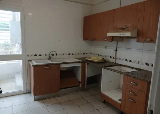 Appartement à À Vendre à TUNIS - À VENDRE : S+3 cité Elwahat Laaouina
