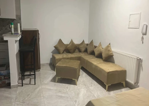 Appartement à À Louer à TUNIS - A louer Appart s+1 vide Cité Wahat