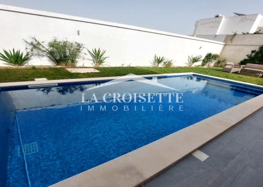 Villa s4 avec piscine à La Soukra