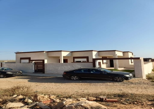 maison au centre ville elhaouaria