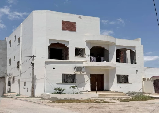 immeuble à À Vendre à SFAX - A Vendre Immeuble Rte Mahdia Sfax