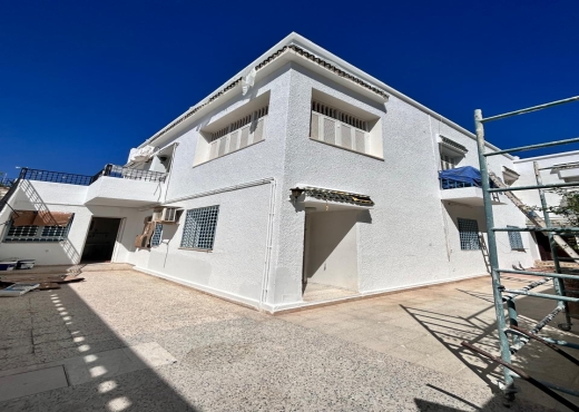 AV Grande Villa Den Den 795 MD