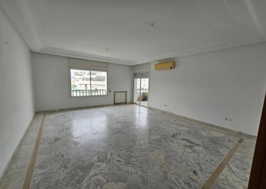 CITE ENNASER 2 : APPARTEMENT S+4 A LOUER