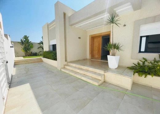 Appartement à À Vendre à SOUSSE - Une Villa moderne à chat Mariem