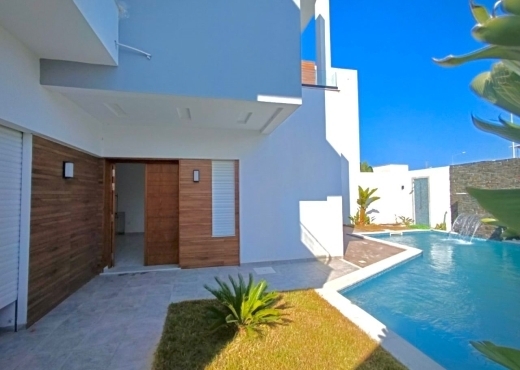 À Vendre – Villa Neuve et Moderne S+4