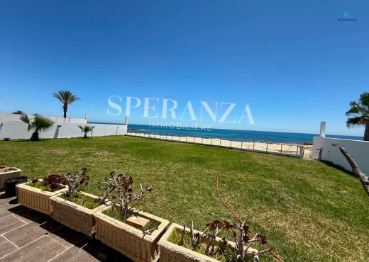villa à À Louer à NABEUL - Vente Villa perle de mer S+5