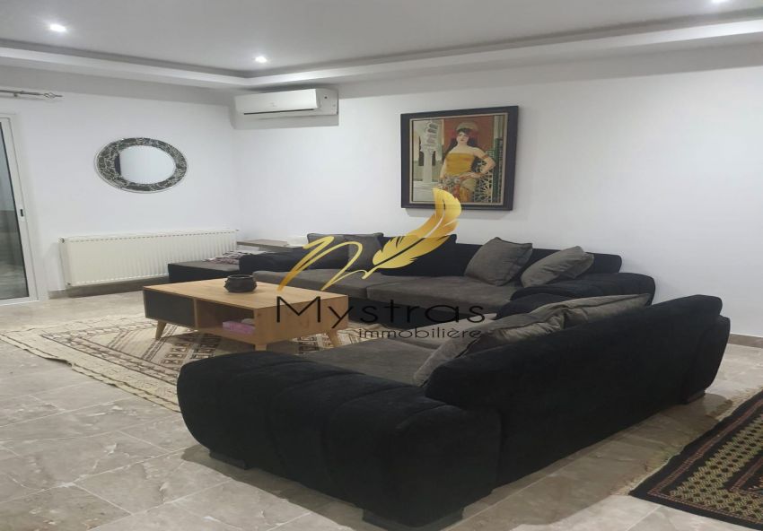 A louer un appartement s+3 meublé à la Soukra