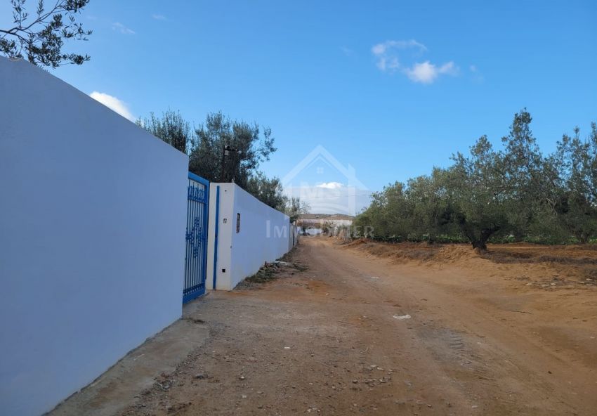 Terrain de 1800 m² à vendre à Hammamet Sud 51355351