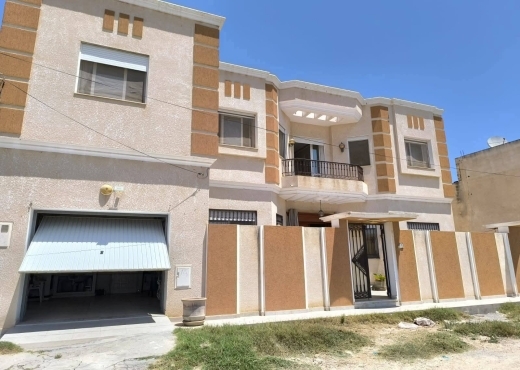 Superbe villa de style américain à Moknine