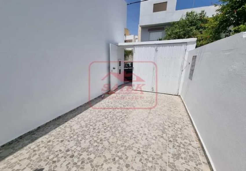 Appartement à vendre à ain mariem