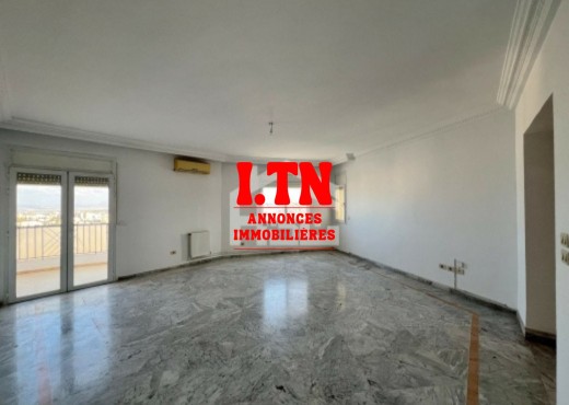 A louer s+2 de 110 m² à Ennasr 2