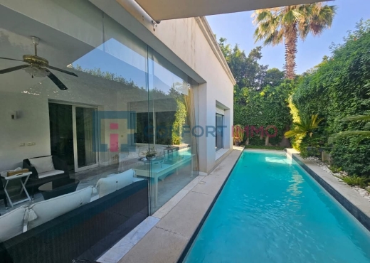 A Vendre Superbe Villa El Menzah4