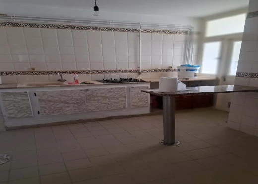 Appartement à À Vendre à ARIANA - Appart S+3 a vendre à Borj Louzir