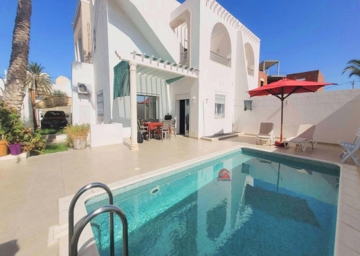 VILLA AVEC PISCINE À DJERBA - ZT