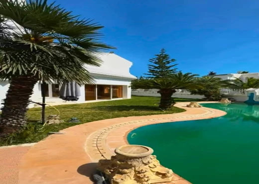 maison à À Vendre à SOUSSE - Magnifique Villa de Lux à kantaoui