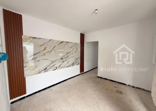 Étage de villa à À Louer à BEN AROUS - studio a louer