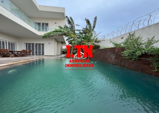 À Vendre : Luxieuse villa S+5 situ