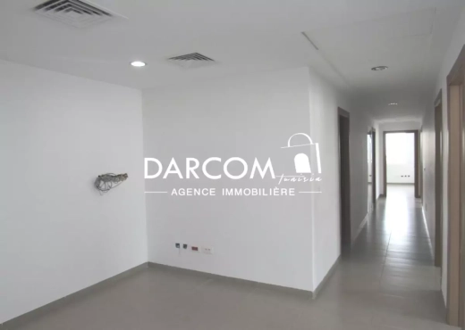 bureau hall+5 152,7 m² route marsa