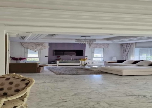 villa à À Vendre à SOUSSE - Villa Individuelle Style USA En Vente Au Coeur de Khezema, Sousse