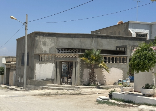 Á vendre à Hammam-Sousse – 275m²