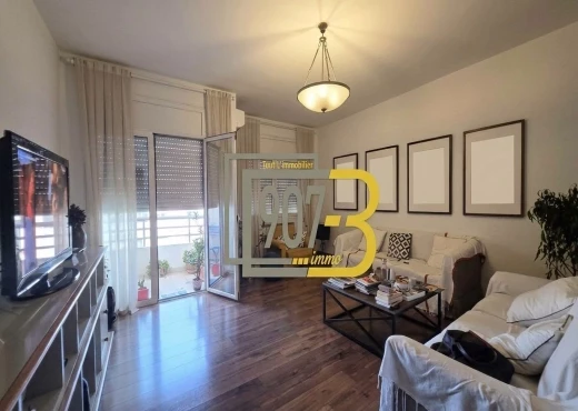 Appartement à À Vendre à ARIANA - A vendre un appartement s+3  à  cité Ennasr