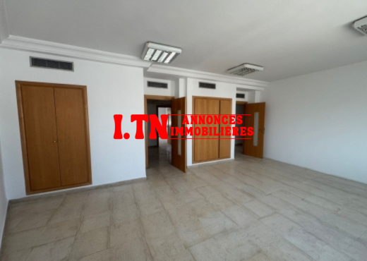 Bureau S+4 àlouer à Place Pasteur