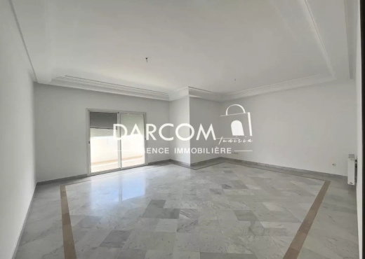 à louer s+3 de 190 m² aux Jardins