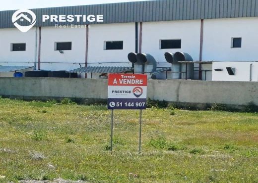 terrain à À Vendre à MONASTIR - À vendre un terrain au Technopole