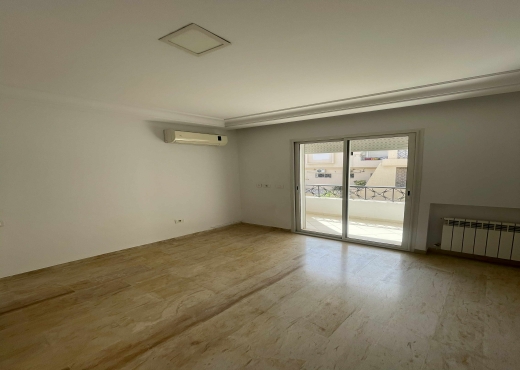 Appartement S+3 à vendre à Ennaser