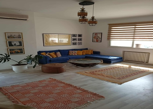 Etage de villa s+2  à Alain savary