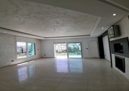 Appartement à À Louer à TUNIS - un très bel appartement spacieux de type S+3