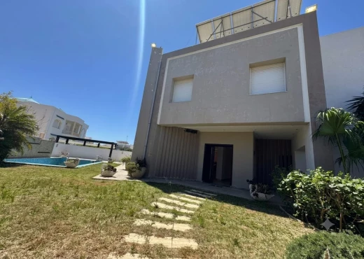 villa à À Vendre à SOUSSE - Villa haut gamme à kantaoui