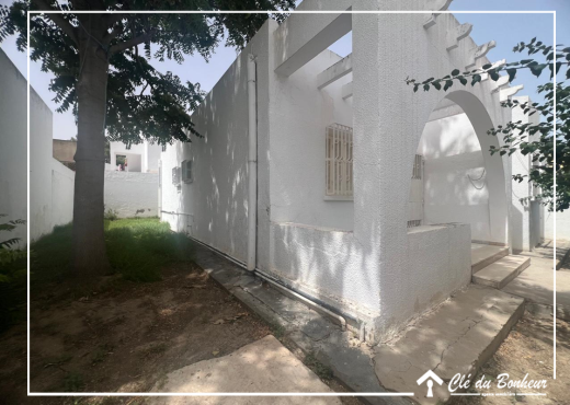 à vendre  à  cité sahafa - ghazell